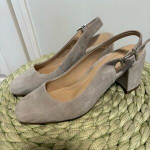 Vionic Plaza Nareen Gray Suede Block Heel Comfort Slingback Heels Size 7